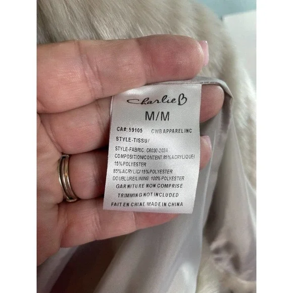 Charlie B Faux Fur Puffer Vest Chevron Zip Front GORGEOUS Super Soft Size M Med - Picture 7 of 7